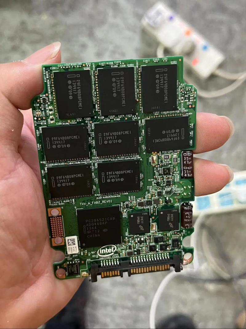TiPro7000 1TB M.2笔记本长江存储SSD m2 TiPro7000 1TB M.2笔记本长江存储SSD m2